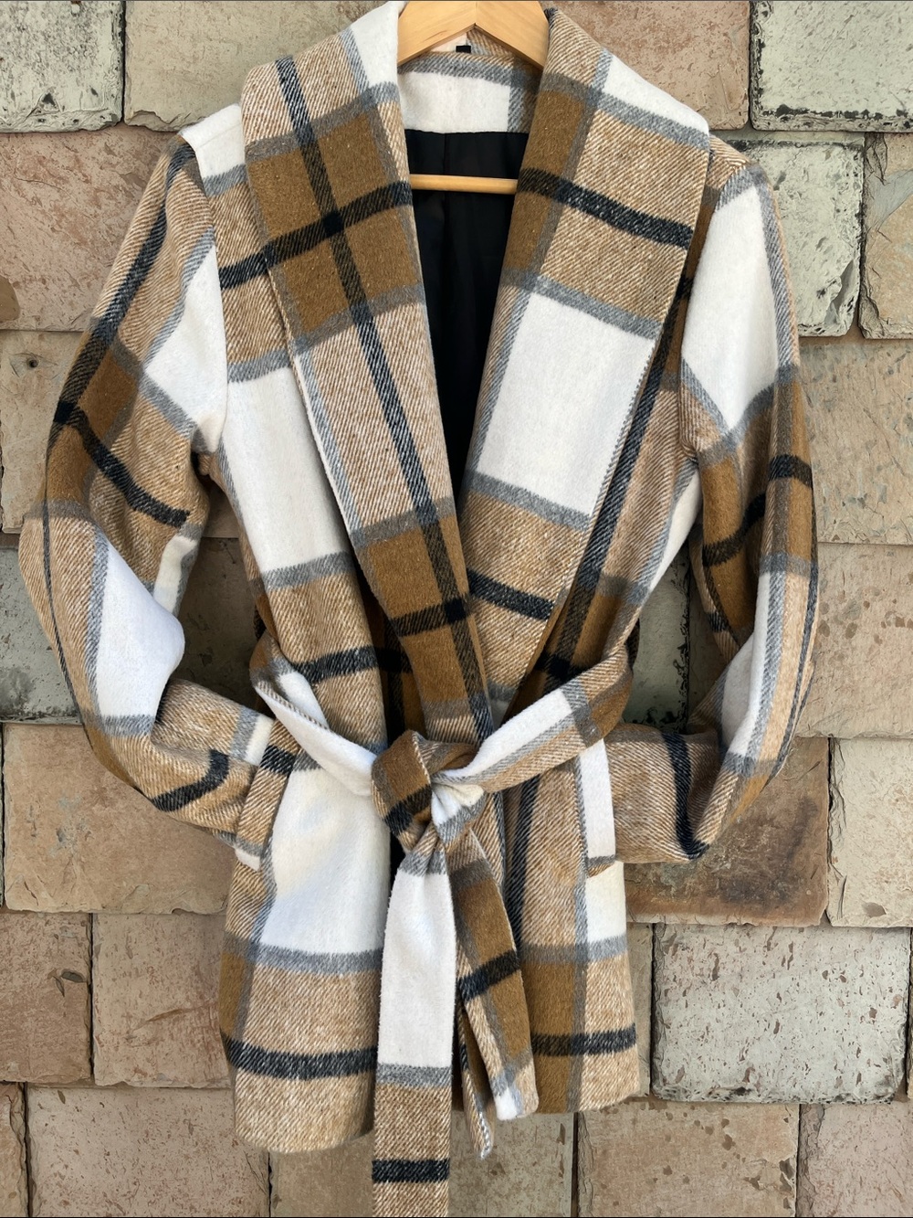 Amazon Plaid Shawl Collar Belted Robe Jacket - White, Brown & Black